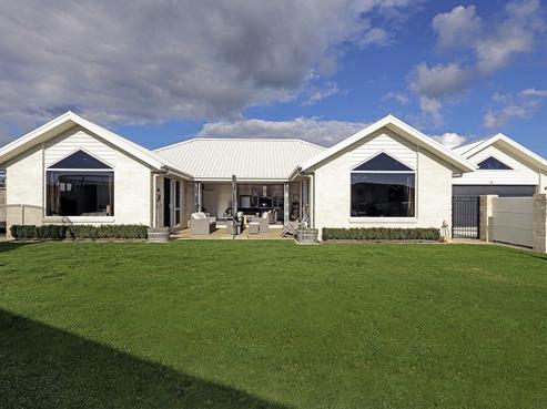 13 Whittaker Place, Havelock North