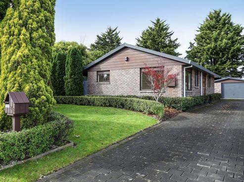 28 Whiting Crescent, Greenmeadows