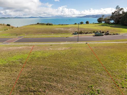 21 Karoro Road, One Tree Point