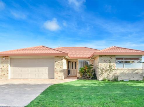 74 Guildford Drive, Paraparaumu