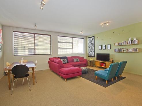 2/337 Jackson Street, Petone