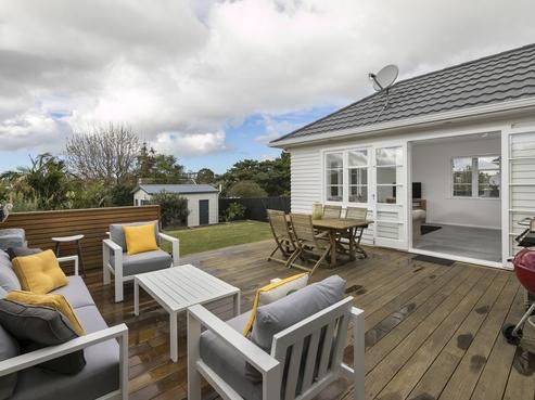87 Walmer Road, Point Chevalier