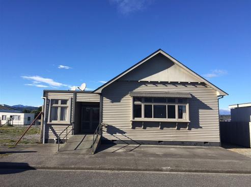 12 Revell Street, Hokitika