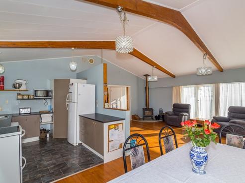 68 Oregon Drive, Maoribank