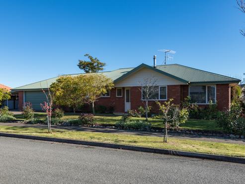 55 Malthouse Crescent, Brightwater