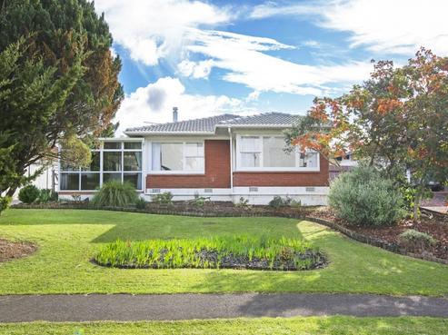 30 Meadway, Sunnyhills