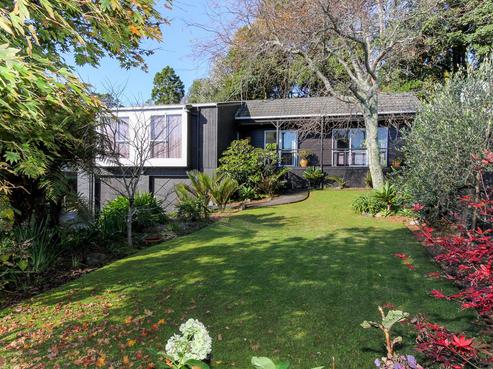 14 Lombardy Place, Whalers Gate