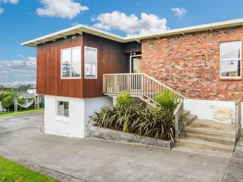 2/18 Tui Glen Road, Birkenhead