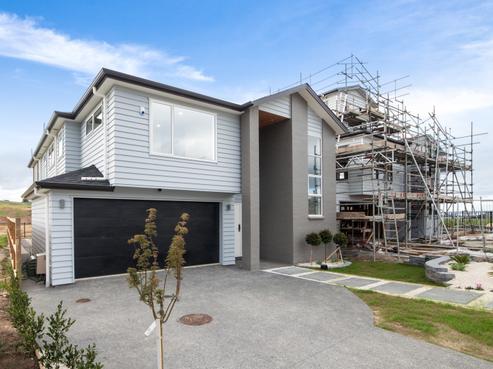 13 Turutu Place, Long Bay