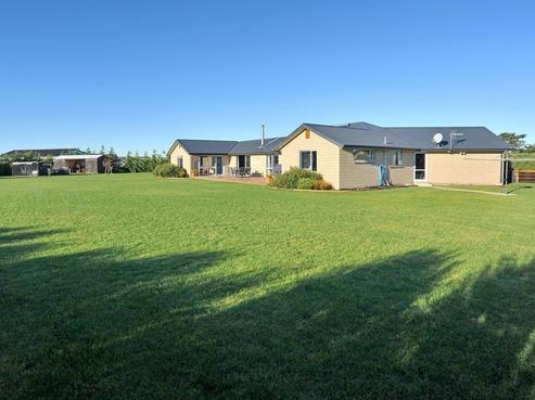 1 Leyland Crescent, Swannanoa
