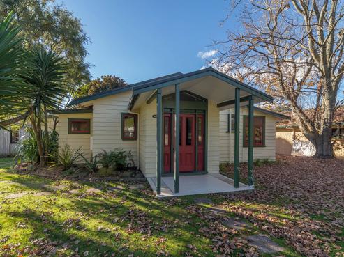 6 Meade Street, Whakarewarewa