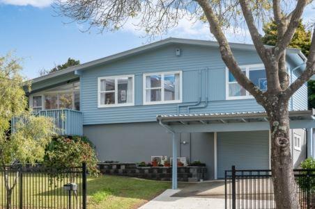29 Mirrabooka Avenue, Botany Downs