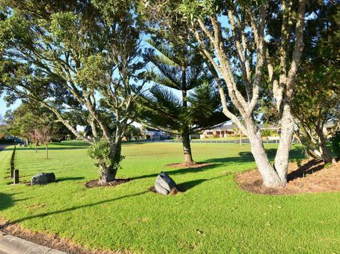 25 Settlers Grove, Orewa
