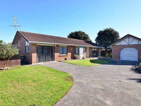 2/17 Riverside Road, Orewa