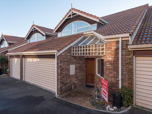 7 Honey-tye Way, Stoke