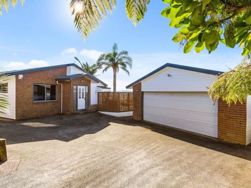 94 Luckens Road, West Harbour