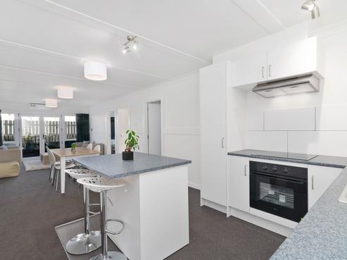 15B Herewini Street, Victoria