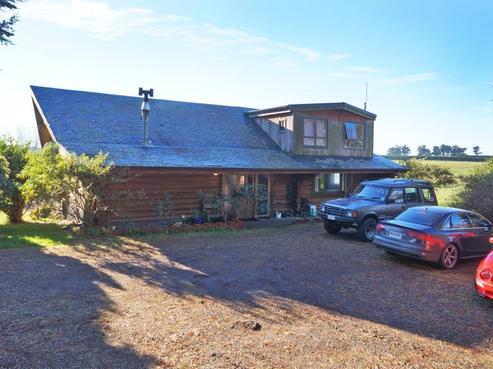 745 Rockdale Road, Tisbury