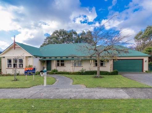 16 Cashmere Drive, Fitzherbert