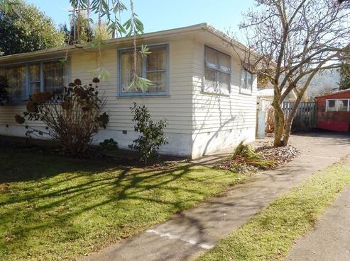 4 Michael Place, Mangakakahi