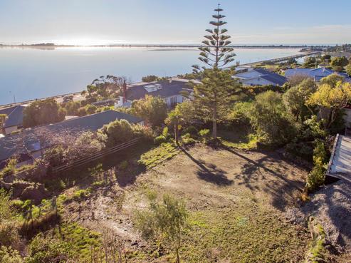8 Tama Terrace, Mount Pleasant