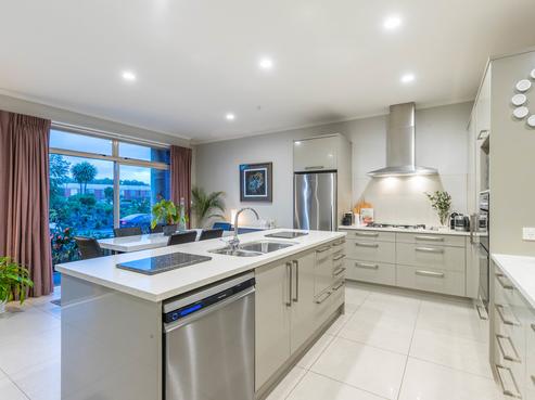 13 Singleton Avenue, Stonefields