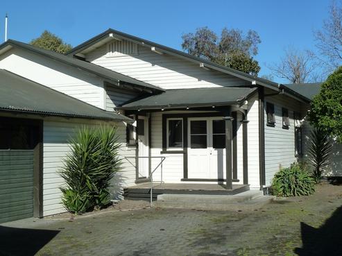 706 Avenue Road West, Saint Leonards