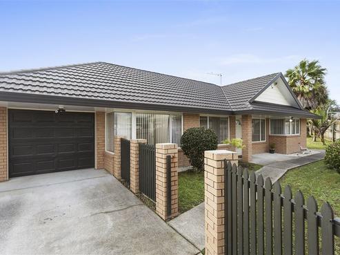 1/27 Wai Iti Place, Clendon Park