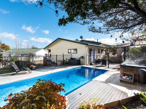 5 Campbell Drive, Warkworth