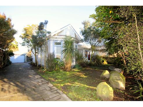 21 Strickland Street, Sydenham