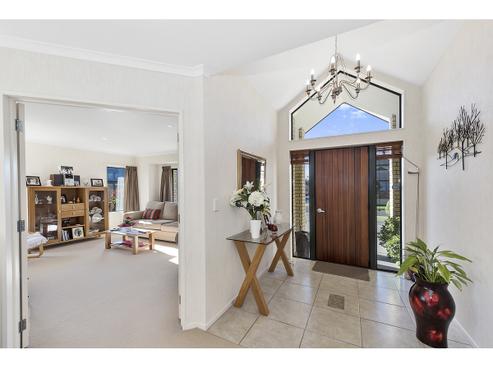15 Oldfield Court, Huntington
