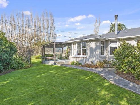 4 Kainga Road, Kainga