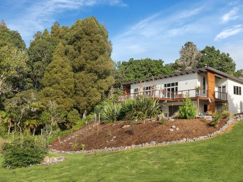 21 Tauraroa Road, Maungakaramea