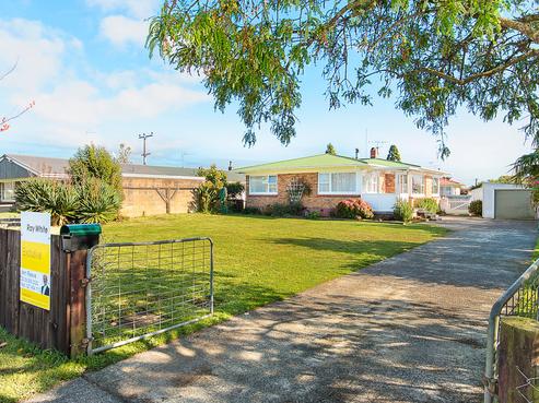 100 George Street, Tuakau
