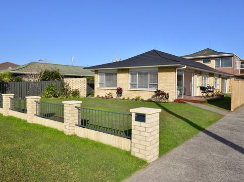 1/16 Alice Avenue, Orewa