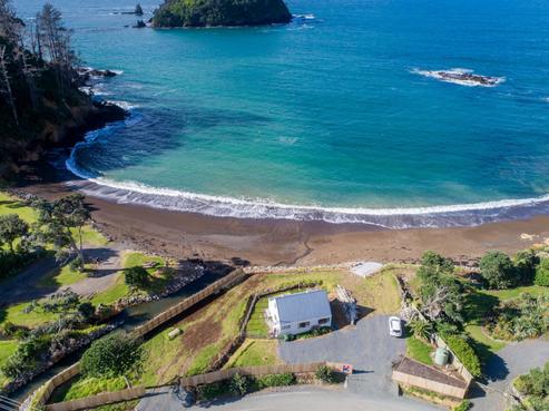 564 Rockell Road, Whananaki