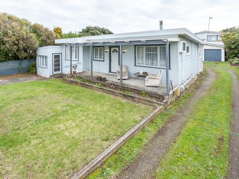 22 Ruanui Street, Himatangi Beach