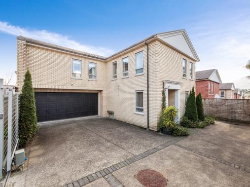 61D Fields Parade, Oteha