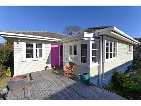 28 Jenner Road, Toi Toi