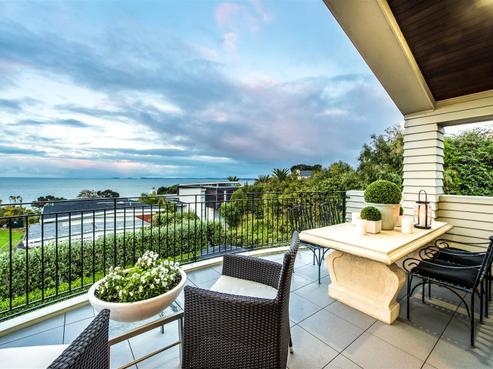 169 Beach Road, Castor Bay