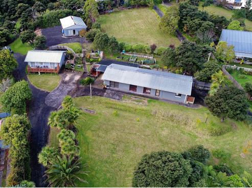 73 Waitakere Road, Waitakere