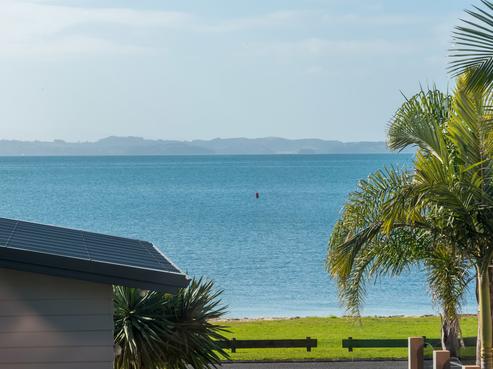 2/50 The Esplanade, Eastern Beach