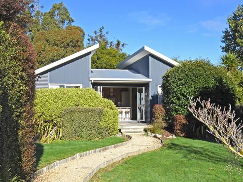 37/38 Regent Street, Martinborough