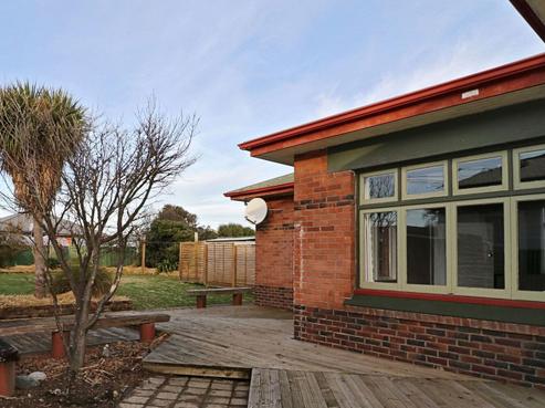 43 Queens Drive, Richmond