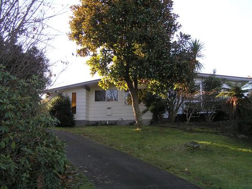 94 Taharepa Road, Hilltop