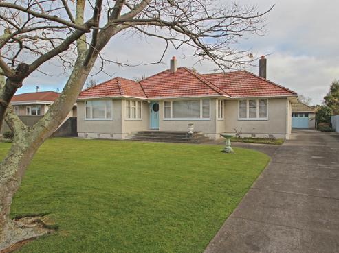 275 Kennedy Road, Onekawa