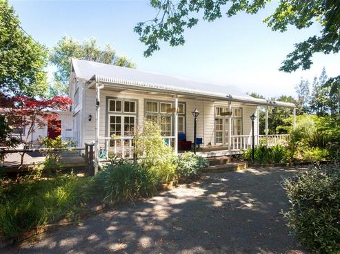 8 Kaukatea Valley Road, Okoia