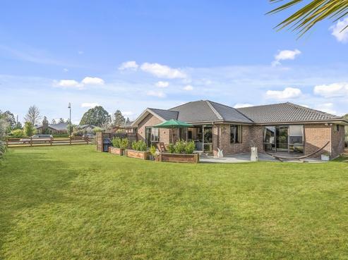 9 Curnow Way, Rolleston
