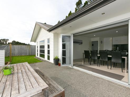 84 Karamea Street, Whalers Gate