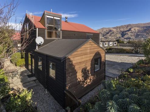 16A Mount Iron Drive, Wanaka